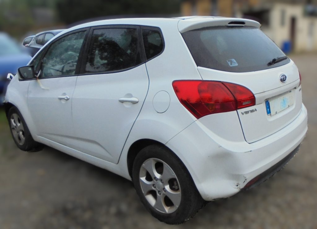 KIA VENGA 2011